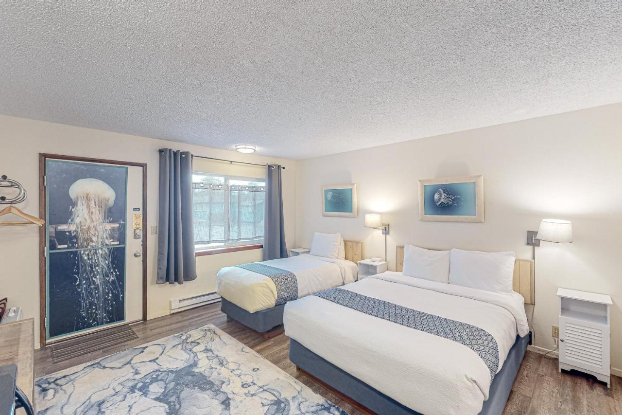 Lamplighter Inn Bandon Room photo